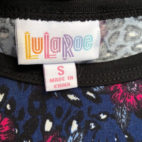 Lularoe Randy Tee - Picture 2 of 6